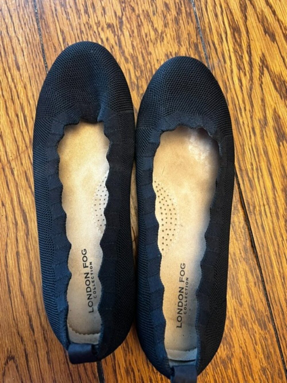 Women's London Fog Collection flat Shoe, Black, Size 7W, Textile upper, Ex Cond! - Picture 4 of 7